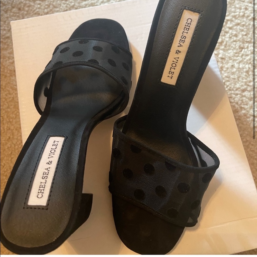 Chelsea & Violet Mesh Black Heels